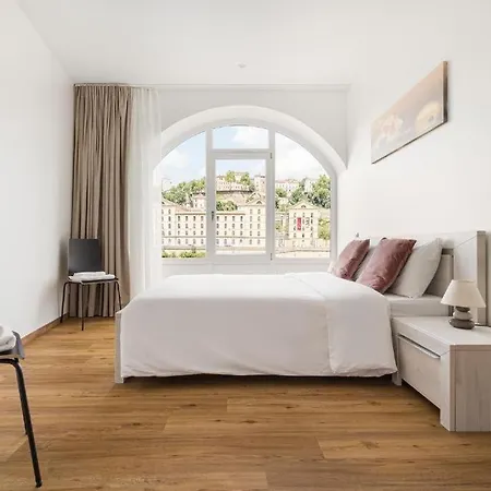 Lux Moderne 95 Square Meter